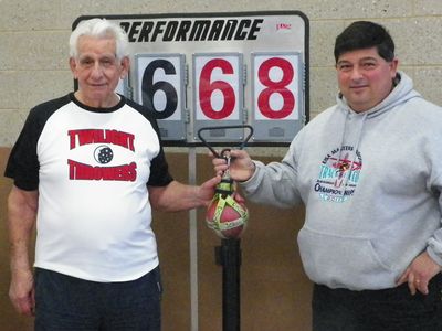 Antonio Palazzo set a US record in the weight; nephew Bob, meet facility director, also competed in the meet. (SV photo)