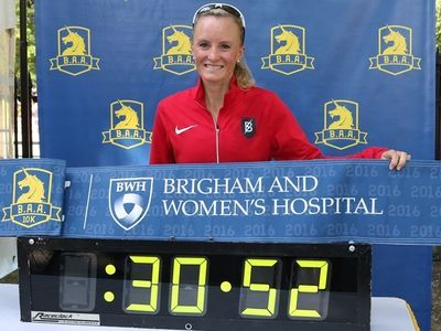 Shanlane sets American Record at B.A.A. 10K (Photo: Chris Lotsbom for Race Results Weekly)